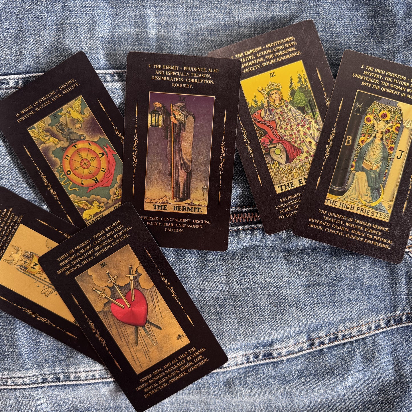 Luxury Black Gold Tarot Cards – Rider Waite Smith Original Artwork with Meanings on Cards